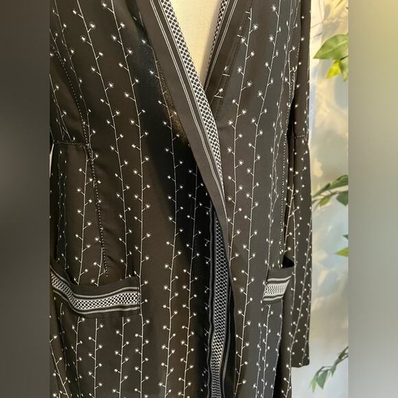 Max Studio Dressy Boho Loose Sheer Bell Sleeve Black Shirt Jacket Size Small - Picture 4 of 9